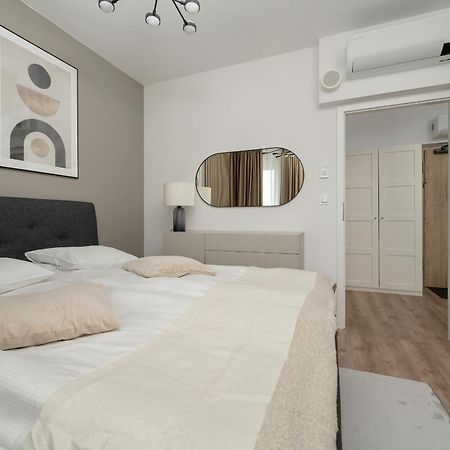Apartamenty Zwycieska Z Klimatyzacja, Free Garage Wroclaw By Noclegi Renters ภายนอก รูปภาพ