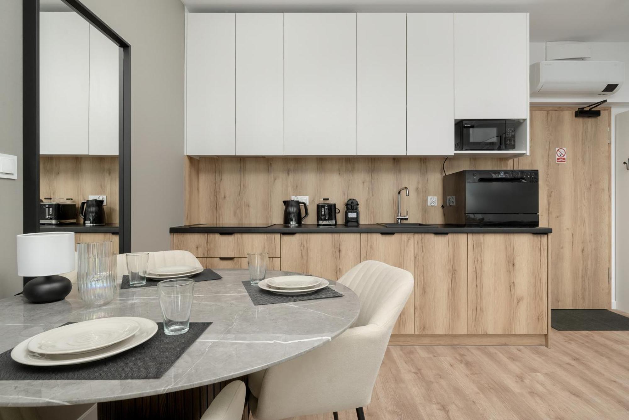 Apartamenty Zwycieska Z Klimatyzacja, Free Garage Wroclaw By Noclegi Renters ภายนอก รูปภาพ